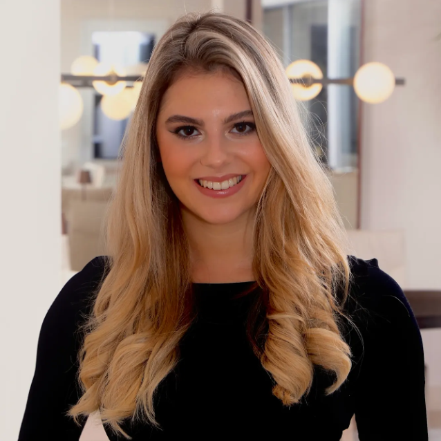 Eva-Maria Schmidt – Bachelor in Management (BSc) - ESCP